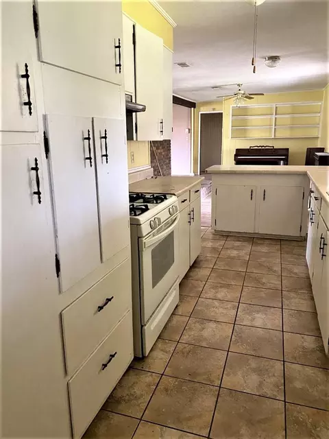 107 Cross St, Natchez, MS 39120 photo 2