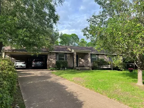 3907 Ridgewood Rd, Natchez, MS 39120 photo 1