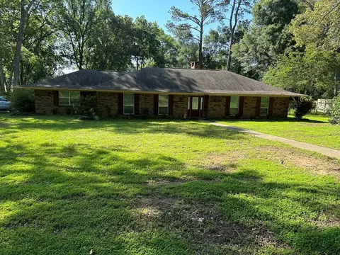 109 Mansfield, Natchez, MS 39120 photo 1
