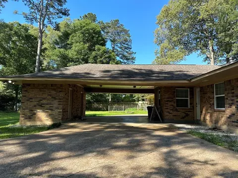 109 Mansfield, Natchez, MS 39120 photo 2