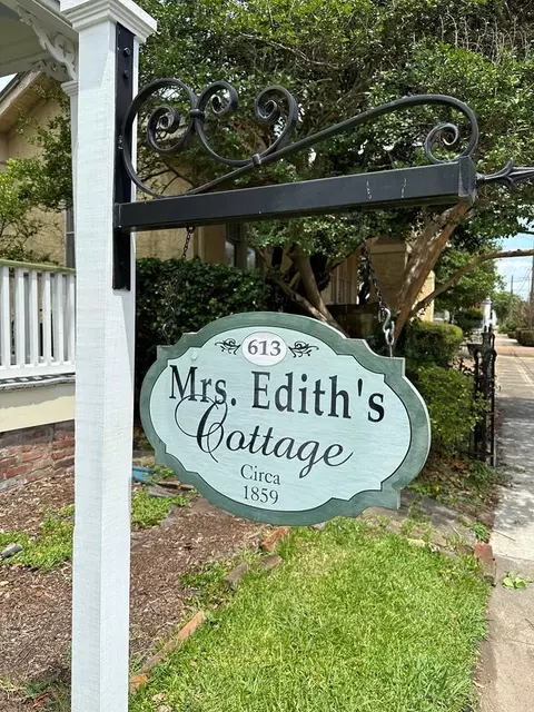 613 State, Natchez, MS 39120 photo 2