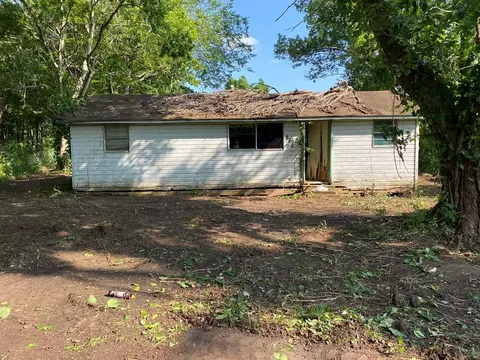 135 W Doty Gardens Cir, Ferriday, LA 71334