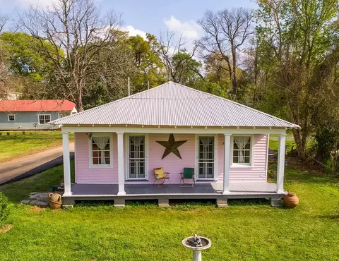 629 N Wall St, Natchez, MS 39120 photo 1