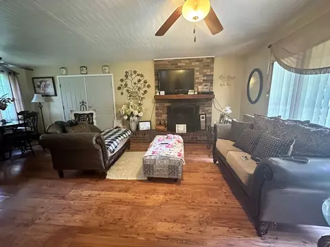 89 Pine St, Fayette, MS 39069 photo 5