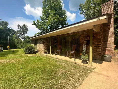 89 Pine St, Fayette, MS 39069 photo 3