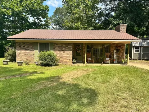 89 Pine St, Fayette, MS 39069 photo 1