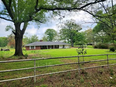 85 Grove Acres, Natchez, MS 39120 photo 1
