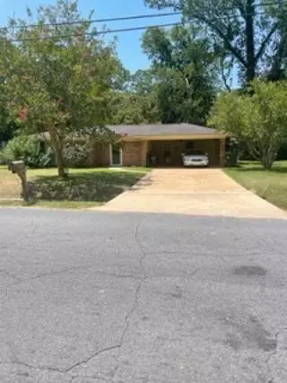 312 Live Oak Dr, Natchez, MS 39120 photo 1