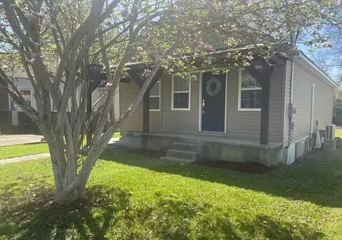 304 Cherokee St, Natchez, MS 39120 photo 1