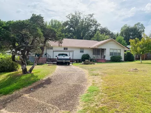 401 Oakland, Natchez, MS 39120 photo 2