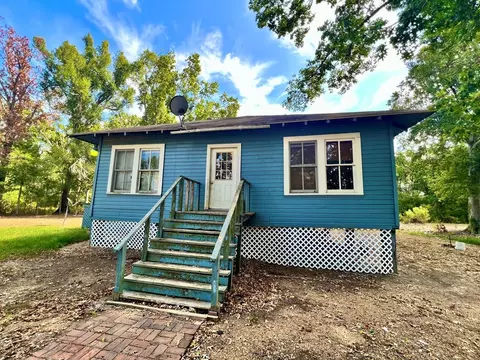 811 Ellard Rd, Jonesville, LA 71343