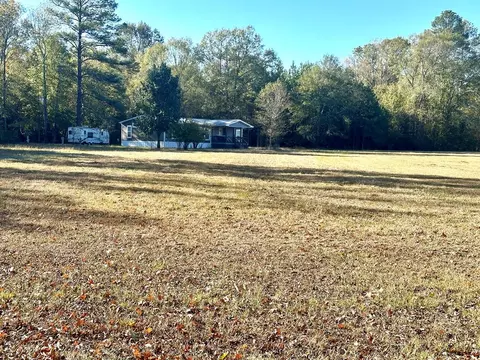 928 Perrytown Rd, Crosby, MS 39633