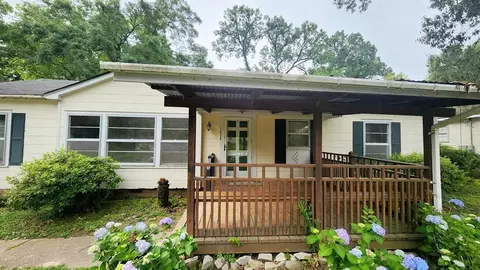 1808 Robinson St, Natchez, MS 39120