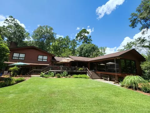 103 Overton, Natchez, MS 39120 photo 3