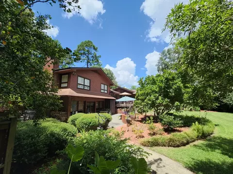 103 Overton, Natchez, MS 39120 photo 2