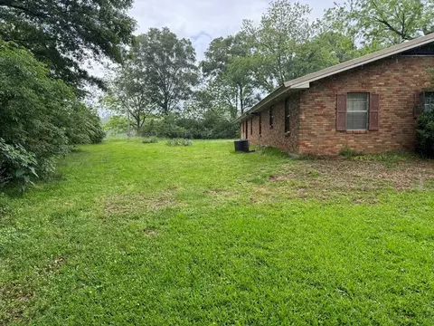 6193 Reeves Rd, Smithdale, MS 39664 photo 2