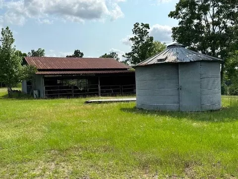 2 Perry Rd, Natchez, MS 39120 photo 7