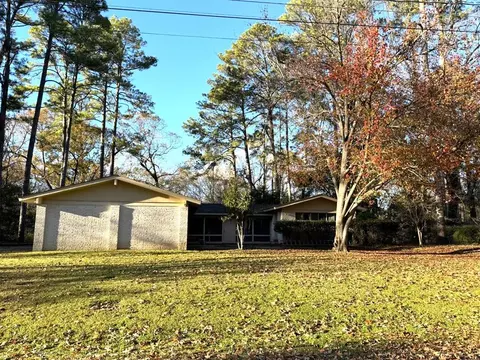 31 Melanie Rd, Natchez, MS 39120 photo 1