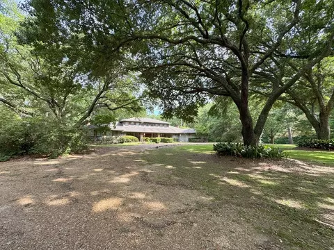 16 Gousset Rd, Natchez, MS 39120 photo 1