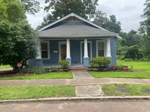 569 Park Pl, Natchez, MS 39120