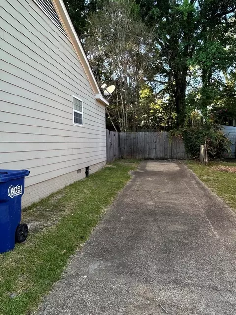 1709 Robinson, Natchez, MS 39120 photo 16