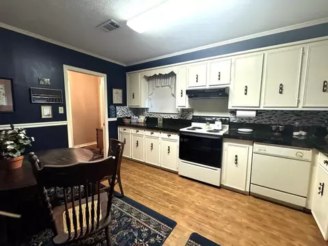 105 Live Oak Dr, Natchez, MS 39120 photo 5
