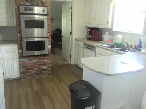 212 Forest Dr, Natchez, MS 39120 photo 3