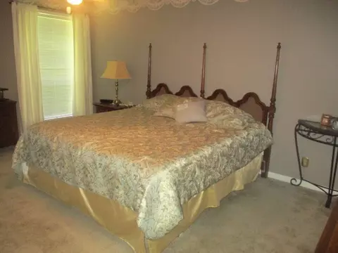 212 Forest Dr, Natchez, MS 39120 photo 11
