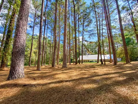 1049 Pinecrest Dr, Mccomb, MS 39648 photo 5