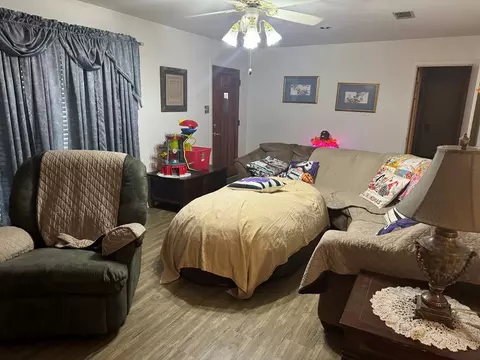127 Live Oak, Natchez, MS 39120 photo 2