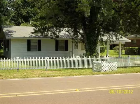 205 Broadmoor Dr, Natchez, MS 39120 photo 1