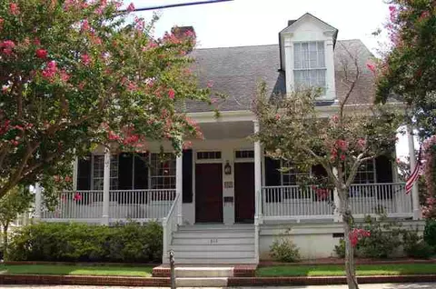 816 Main St, Natchez, MS 39120 photo 1