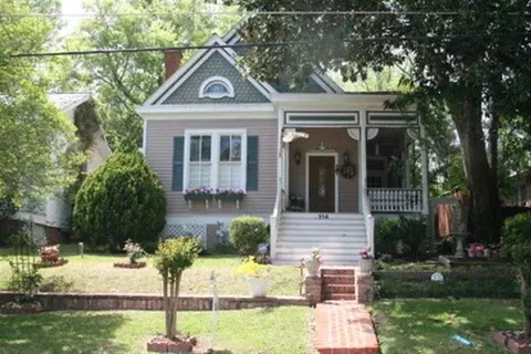 214 St Charles Ave, Natchez, MS 39120 photo 1