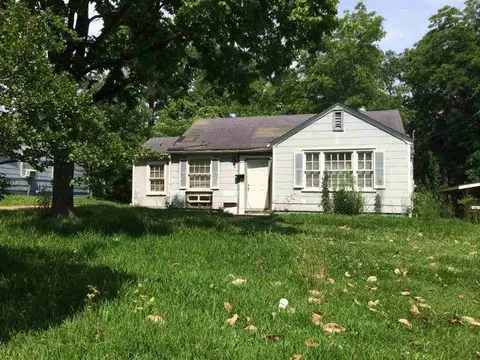 7 N Circle Dr, Natchez, MS 39120 photo 1