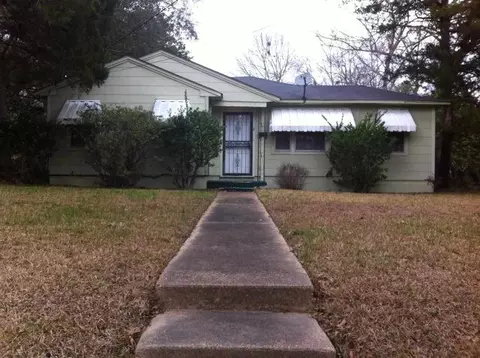 22 N Circle Dr, Natchez, MS 39120 photo 1