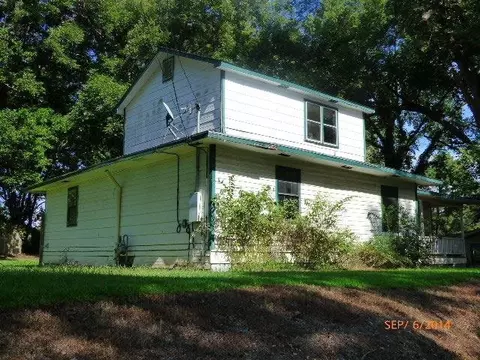 613 E Stiers, Natchez, MS 39120 photo 1