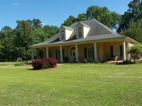 14 Colony Dr, Natchez, MS 39120 photo 1