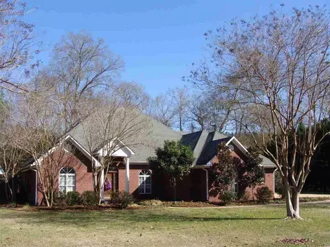 113 Cherrybark Ln, Natchez, MS 39120 photo 1