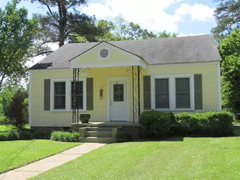 558 Park Pl, Natchez, MS 39120 photo 1