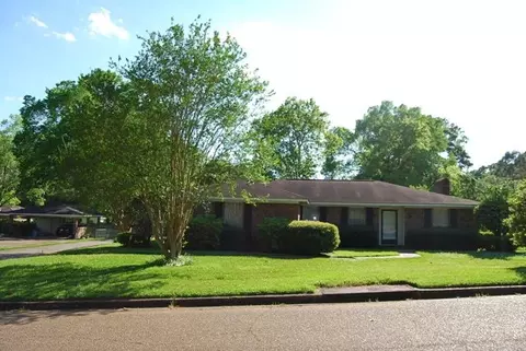 202 Mansfield Dr, Natchez, MS 39120 photo 1