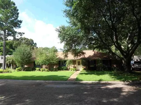 4 Emerald Ct, Natchez, MS 39120 photo 1