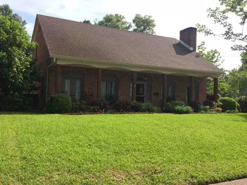514 Ratcliff Pl, Natchez, MS 39120 photo 1