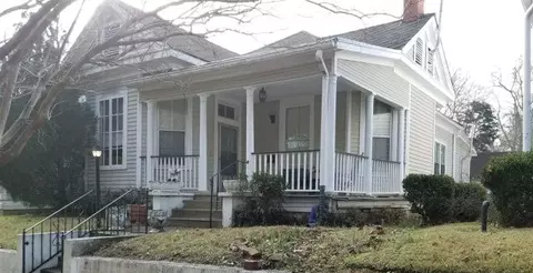 1012 Washington St, Natchez, MS 39120 photo 1