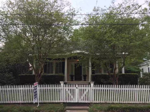 608 N Commerce St, Natchez, MS 39120 photo 1