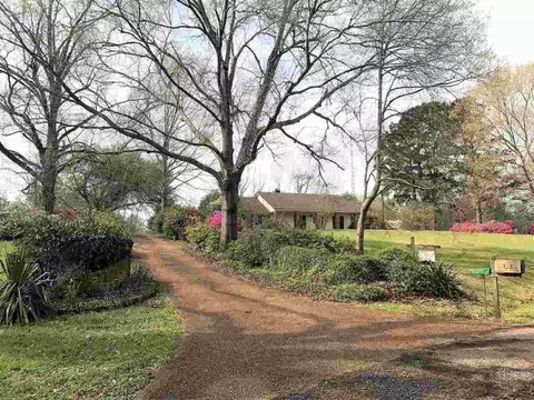 645 Selma Estates Rd, Natchez, MS 39120 photo 1