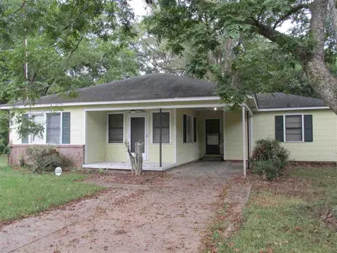 111 Brooklyn Dr, Natchez, MS 39120 photo 1