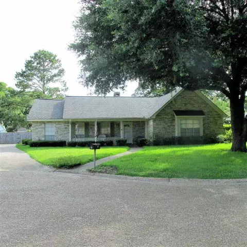 8 Raintree S, Natchez, MS 39120 photo 1