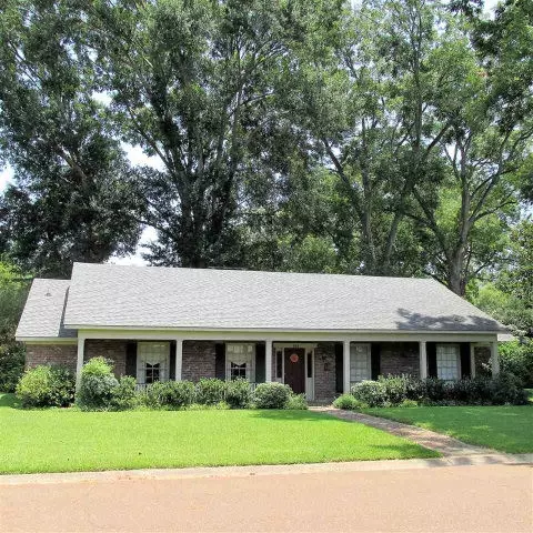 101 S Temple Rd, Natchez, MS 39120 photo 1