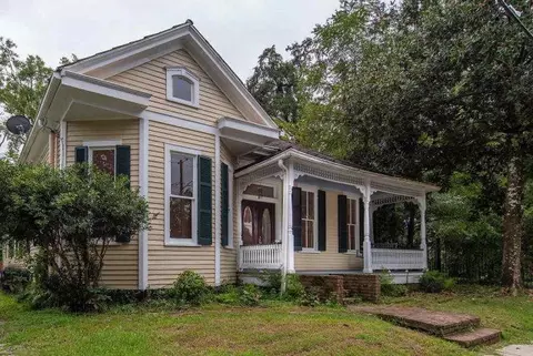811 Myrtle Ave, Natchez, MS 39120 photo 1
