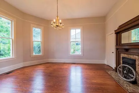 811 Myrtle Ave, Natchez, MS 39120 photo 4